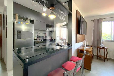 Cozinha de apartamento à venda com 2 quartos, 90m² em Nova Floresta, Belo Horizonte