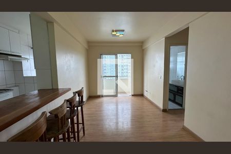 Sala de apartamento para alugar com 2 quartos, 57m² em Vila Nossa Senhora da Escada, Barueri