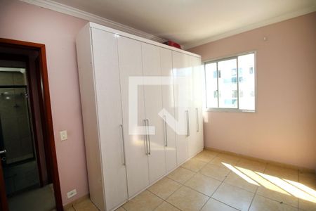 Quarto 2 de apartamento para alugar com 2 quartos, 68m² em Vila da Penha, Rio de Janeiro