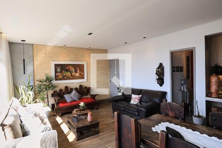 Sala de apartamento à venda com 4 quartos, 180m² em Sagrada Família, Belo Horizonte