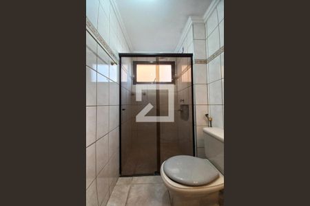 Banheiro de apartamento para alugar com 2 quartos, 63m² em Jardim das Bandeiras, Campinas