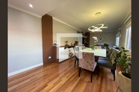 Sala de casa à venda com 3 quartos, 130m² em Vila Albano, São Paulo