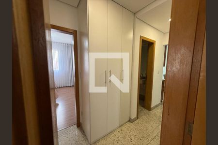 Corredor de apartamento à venda com 4 quartos, 90m² em Dona Clara, Belo Horizonte