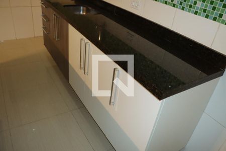 Sala/Cozinha de casa para alugar com 2 quartos, 70m² em Jardim do Engenho, Cotia