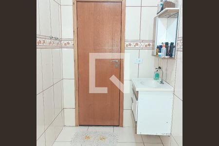 Banheiro de casa para alugar com 2 quartos, 78m² em Jardim Bertoni, Americana