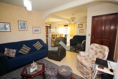 Sala de casa à venda com 3 quartos, 220m² em Tristeza, Porto Alegre