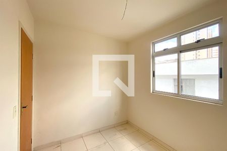 Quarto   de apartamento à venda com 2 quartos, 65m² em Nova Suíça, Belo Horizonte