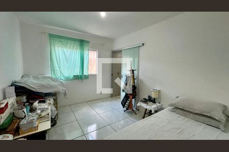 Suíte de casa à venda com 4 quartos, 190m² em Planalto, Belo Horizonte