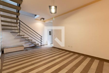 Sala 1 de casa à venda com 5 quartos, 150m² em Vila Brasilio Machado, São Paulo