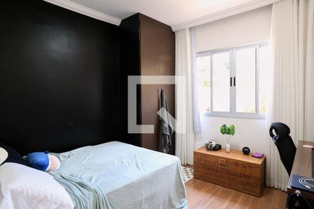 Quarto de casa à venda com 5 quartos, 272m² em São Geraldo, Belo Horizonte