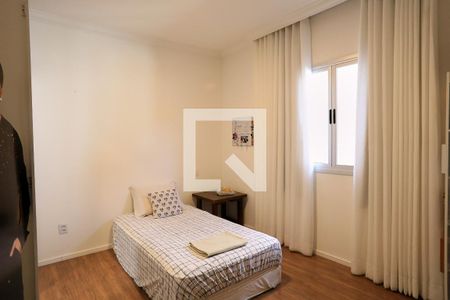 Quarto 1 de casa à venda com 5 quartos, 272m² em São Geraldo, Belo Horizonte