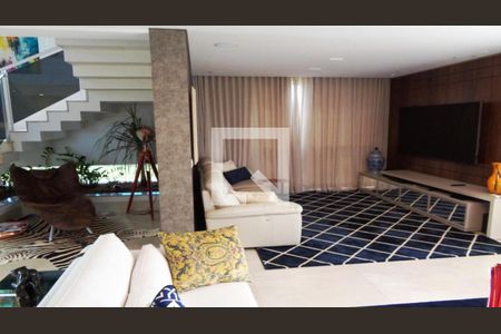 Casa à venda com 3 quartos, 572m² em Alphaville, Nova Lima