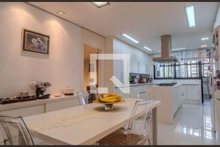 Apartamento para alugar com 4 quartos, 309m² em Santo Amaro, São Paulo