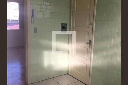 Cozinha de apartamento à venda com 2 quartos, 70m² em Mont’Serrat, Porto Alegre