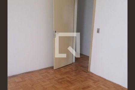 Quarto 2 de apartamento à venda com 2 quartos, 70m² em Mont’Serrat, Porto Alegre