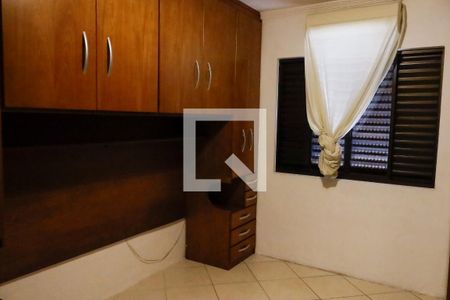 Suíte de casa para alugar com 3 quartos, 213m² em Jaguaribe, Osasco