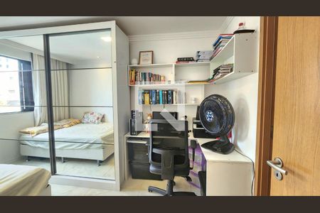 Suíte de apartamento para alugar com 2 quartos, 56m² em Vila Laura, Salvador