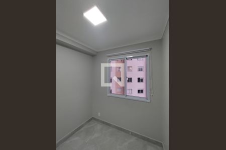 Quarto 2 de apartamento para alugar com 2 quartos, 33m² em Parque Fongaro, São Paulo