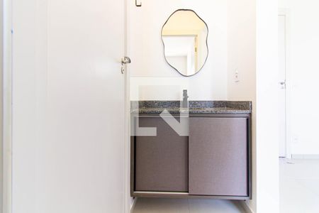 Banheiro de apartamento à venda com 1 quarto, 30m² em Barra Funda, São Paulo