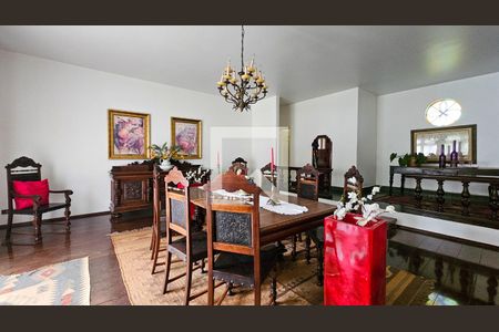 Sala de Jantar de casa à venda com 3 quartos, 1120m² em Jardim Santa Helena, São Paulo