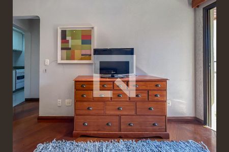 Sala de apartamento para alugar com 1 quarto, 49m² em Indianópolis, São Paulo