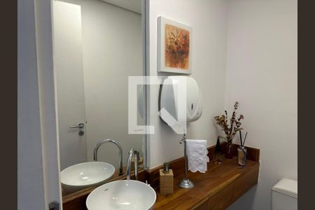 Lavabo de casa de condomínio à venda com 3 quartos, 200m² em Tamboré, Santana de Parnaíba