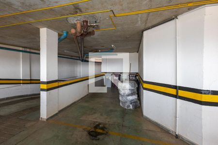 Garagem de kitnet/studio para alugar com 1 quarto, 42m² em Vale do Sereno, Nova Lima