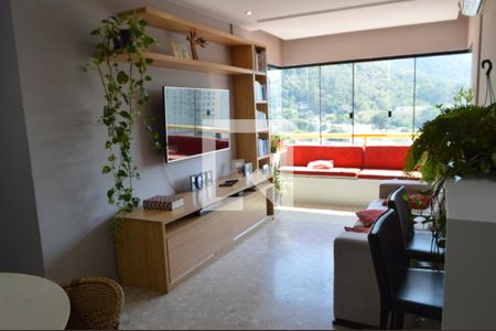 Sala de apartamento à venda com 2 quartos, 60m² em Jacarepaguá, Rio de Janeiro