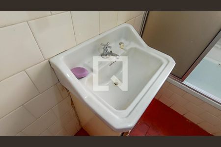 Banheiro Social de apartamento para alugar com 1 quarto, 53m² em Centro Histórico, Porto Alegre