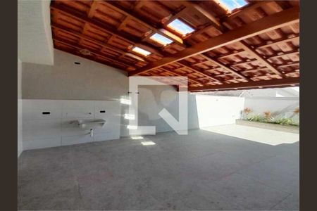 Casa à venda com 3 quartos, 142m² em Parque Oratório, Santo André