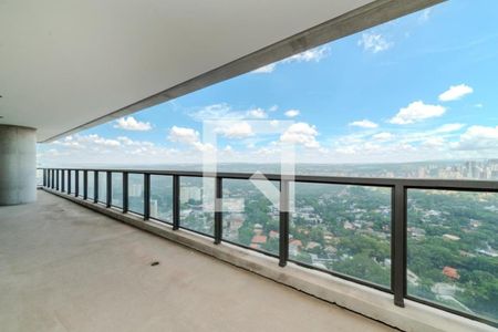Apartamento à venda com 3 quartos, 285m² em Itaim Bibi, São Paulo