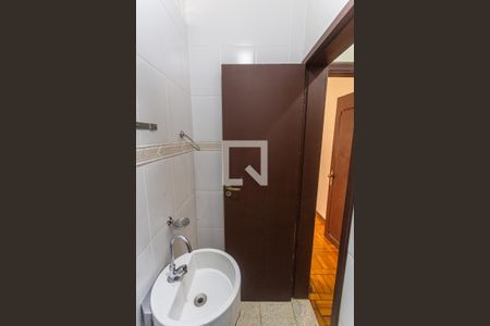 Lavabo de casa à venda com 6 quartos, 300m² em Santo Antônio, Belo Horizonte