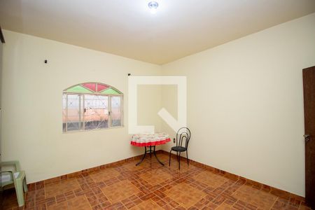 Quarto 2 Casa 1 de casa à venda com 7 quartos, 576m² em Tropical, Contagem
