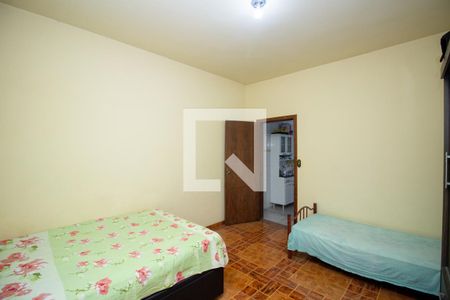 Quarto 1 Casa 1 de casa à venda com 7 quartos, 576m² em Tropical, Contagem