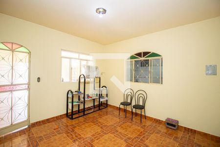 Sala Casa 1 de casa à venda com 7 quartos, 576m² em Tropical, Contagem