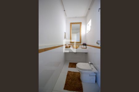 Lavabo 1 de casa de condomínio para alugar com 5 quartos, 800m² em Setor Habitacional Vicente Pires (taguatinga), Brasília