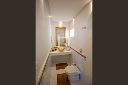 Lavabo 1 de casa de condomínio para alugar com 5 quartos, 800m² em Setor Habitacional Vicente Pires (taguatinga), Brasília