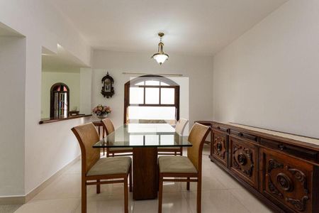 Casa à venda com 2 quartos, 193m² em São Francisco, Niterói