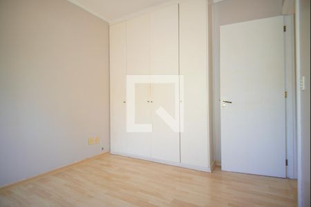 Quarto  de apartamento à venda com 2 quartos, 90m² em Chácara das Pedras, Porto Alegre