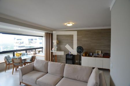 Sala de TV de apartamento à venda com 2 quartos, 145m² em Barra da Tijuca, Rio de Janeiro