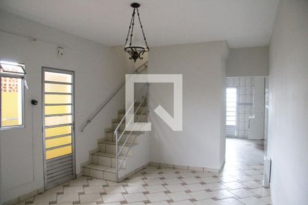 Sala 01 de casa para alugar com 3 quartos, 300m² em Vila Carmela Ii, Guarulhos