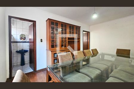 Sala de Jantar de casa para alugar com 2 quartos, 221m² em Jardim Luanda, São Paulo