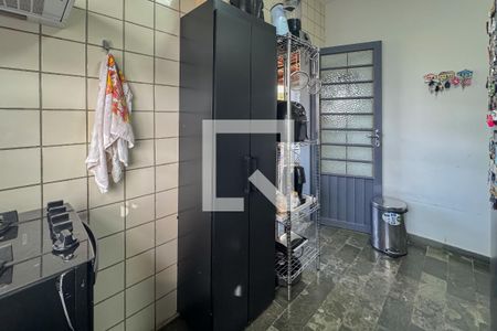 Cozinha de casa à venda com 3 quartos, 120m² em Garças, Belo Horizonte