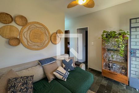 Sala de casa à venda com 3 quartos, 120m² em Garças, Belo Horizonte