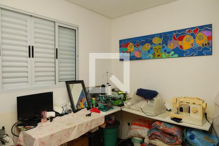 Quarto 2 de casa à venda com 3 quartos, 200m² em Vila Carmosina, São Paulo