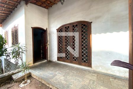 Área comum de casa à venda com 4 quartos, 315m² em Cidade Nova, Belo Horizonte