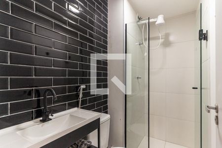 Banheiro de kitnet/studio para alugar com 1 quarto, 19m² em Campos Elíseos, São Paulo