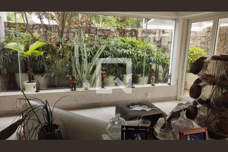 Casa à venda com 5 quartos, 500m² em Barra da Tijuca, Rio de Janeiro