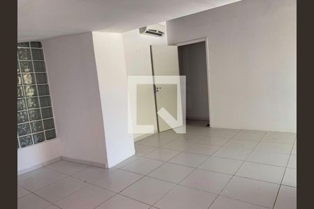 Casa à venda com 5 quartos, 1000m² em Barra da Tijuca, Rio de Janeiro