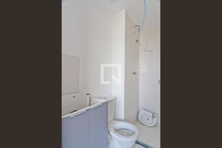 Banheiro de apartamento à venda com 1 quarto, 17m² em Chácara Inglesa, São Paulo